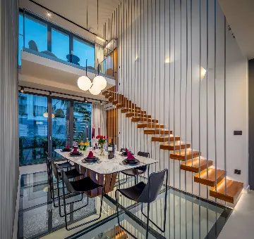 Modern Seaside Villa with Pool in Okrug Gornji