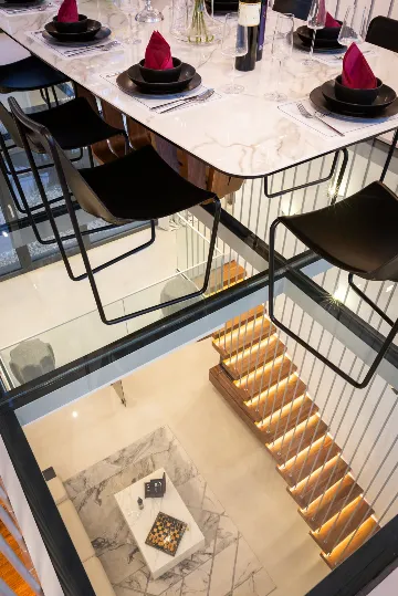 Modern Seaside Villa with Pool in Okrug Gornji