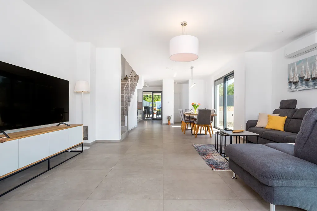 Contemporary Villa with Pool in Malinska