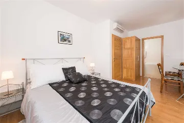 Beachfront Villa with Heated Pool in Mirca