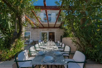 Beachfront Villa with Heated Pool in Mirca