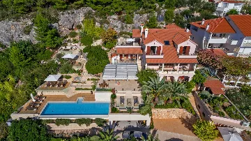 Contemporary Seaside Villa with Pool Hvar