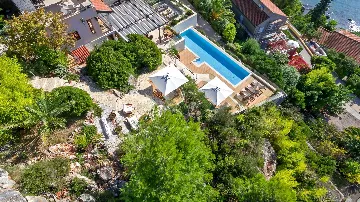 Contemporary Seaside Villa with Pool Hvar