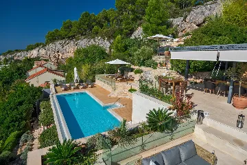 Contemporary Seaside Villa with Pool Hvar