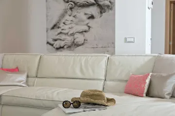 Contemporary Seafront Villa with Infinity Pool Selca