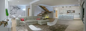 Contemporary Seafront Villa with Infinity Pool Selca