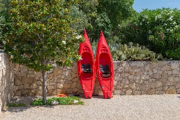 Seaside Family Villa with Pool in Betina