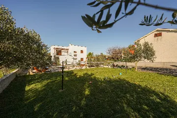 Family Villa with Pool in Sukošan