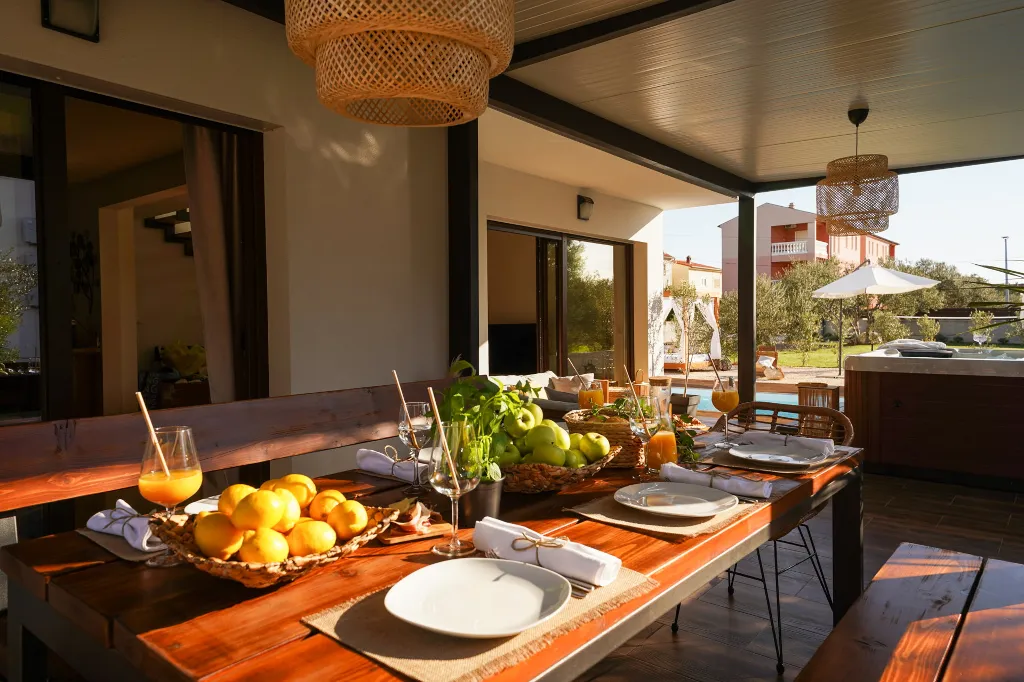 Family Villa with Pool in Sukošan
