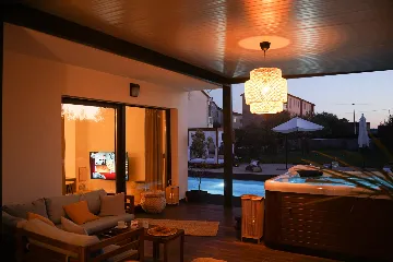 Family Villa with Pool in Sukošan