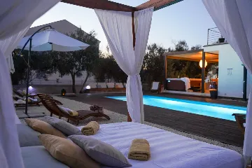 Family Villa with Pool in Sukošan