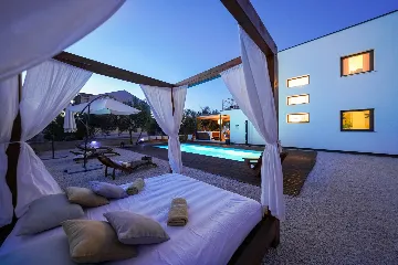 Family Villa with Pool in Sukošan