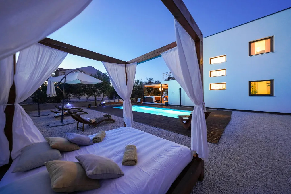 Family Villa with Pool in Sukošan