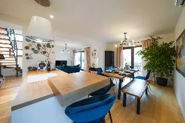 Family Villa with Pool in Sukošan