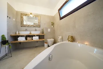 Family Villa with Pool in Sukošan