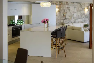 Beachfront Villa with Pool on Brac Island