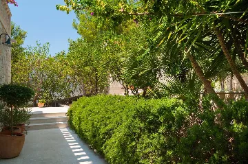 Beachfront Villa with Pool on Brac Island