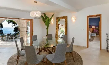 Beachfront Villa with Pool on Brac Island