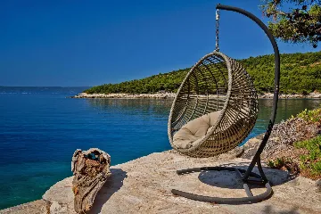 Beachfront Villa with Pool on Brac Island