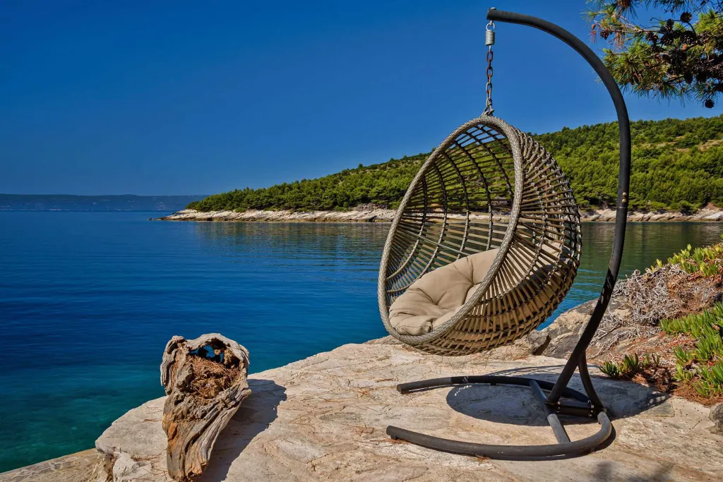 Beachfront Villa with Pool on Brac Island