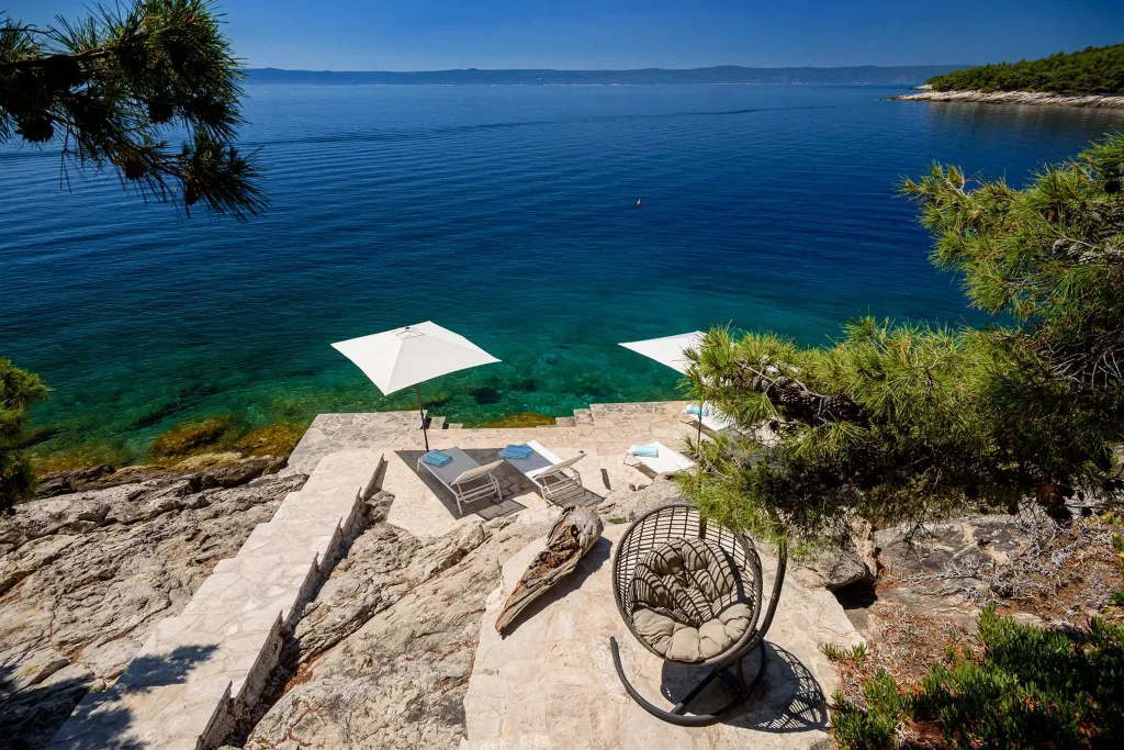 Beachfront Villa with Pool on Brac Island