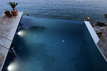 Beachfront Villa with Pool on Brac Island