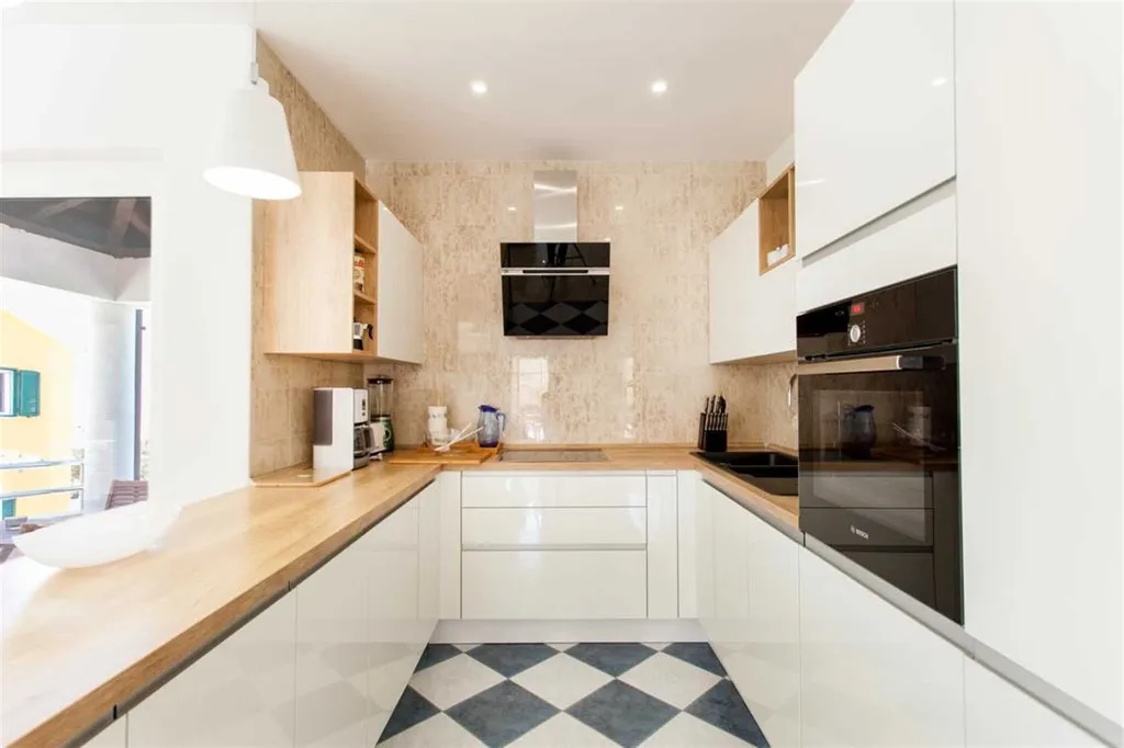 Modern Villa with Pool in Murter