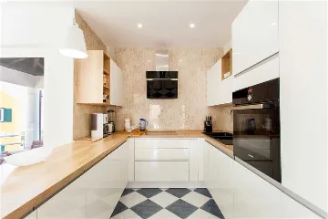 Modern Villa with Pool in Murter