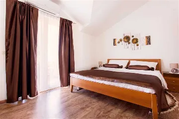 Modern Villa with Pool in Murter