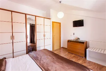 Modern Villa with Pool in Murter