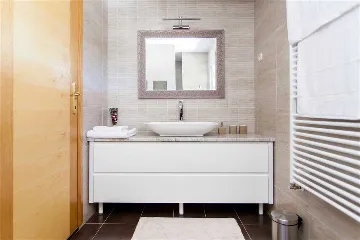 Modern Villa with Pool in Murter