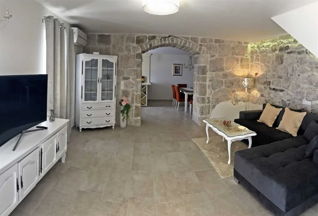 Infinity View Villa with Pool, Dugi Rat