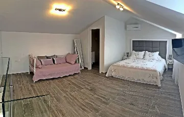 Infinity View Villa with Pool, Dugi Rat