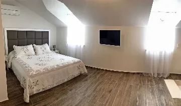 Infinity View Villa with Pool, Dugi Rat