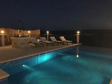 Infinity View Villa with Pool, Dugi Rat