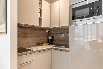 Modern Studio Apartment Near Bačvice Beach, Split