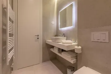 Modern Three-Bedroom Apartment in Split Center