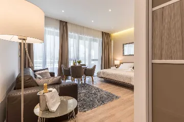 Modern Three-Bedroom Apartment in Split Center