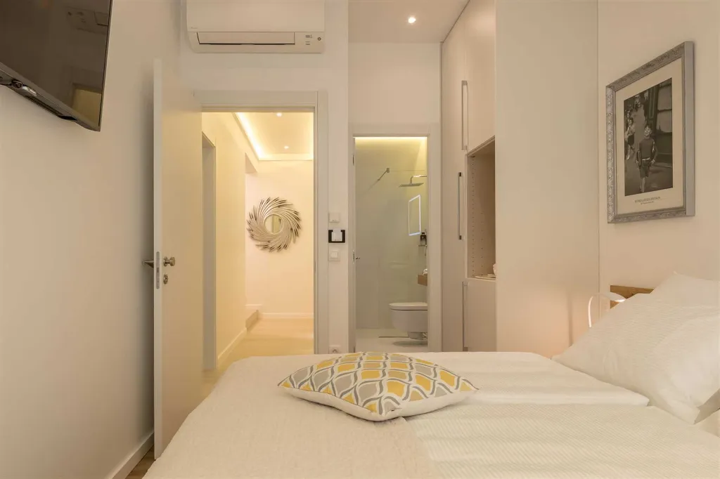 Modern Three-Bedroom Apartment in Split Center