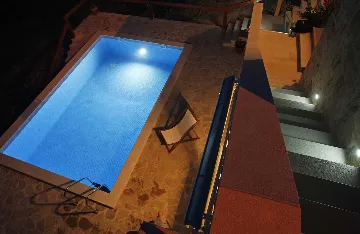 Private Villa with Pool in Jesenice