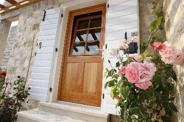 Private Villa with Pool in Jesenice