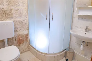 Private Villa with Pool in Jesenice