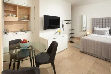 Modern Villa Retreat with Pool in Bol