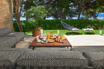 Modern Villa Retreat with Pool in Bol