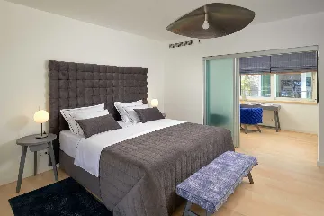 Modern Villa Retreat with Pool in Bol