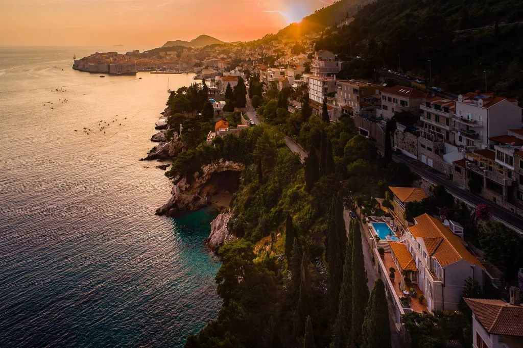 Elegant Stone Villa with Pool in Dubrovnik