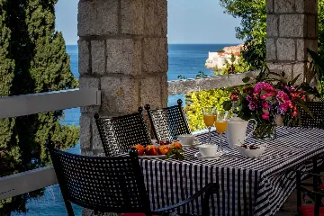 Elegant Stone Villa with Pool in Dubrovnik