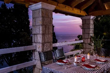 Elegant Stone Villa with Pool in Dubrovnik