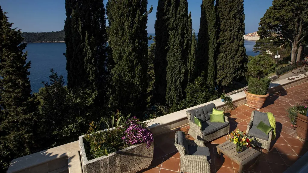 Elegant Stone Villa with Pool in Dubrovnik