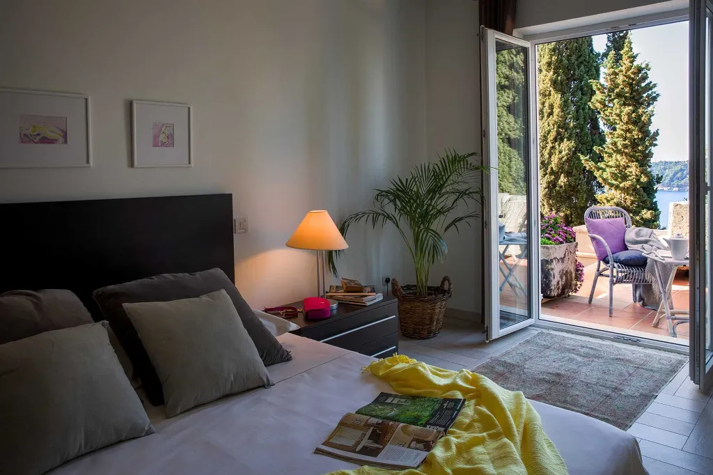 Elegant Stone Villa with Pool in Dubrovnik